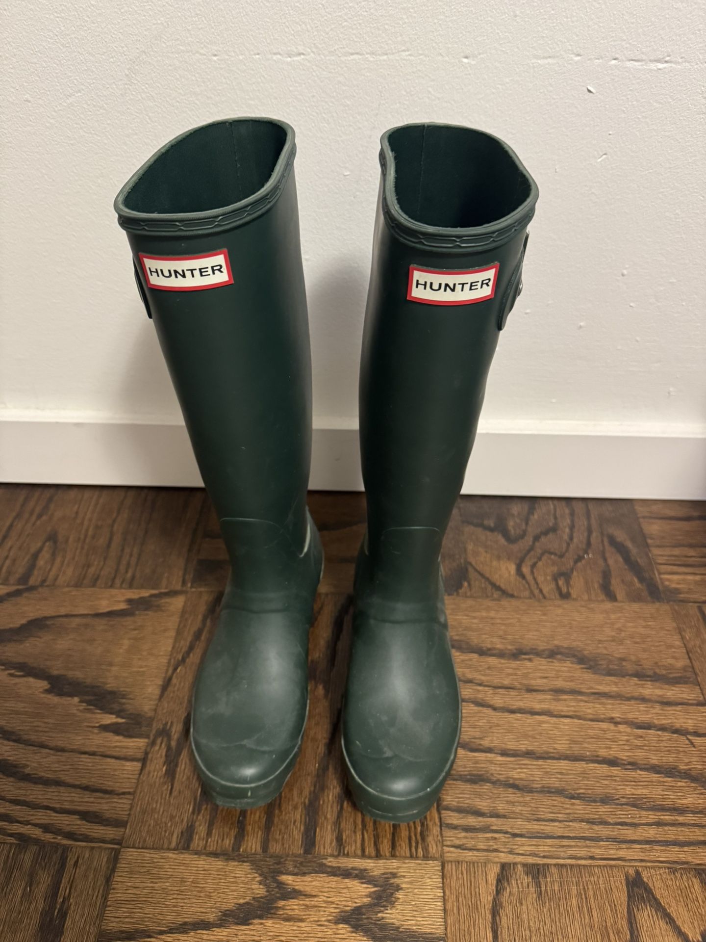 Green Hunter Rain Boots - Size 7 US Women’s