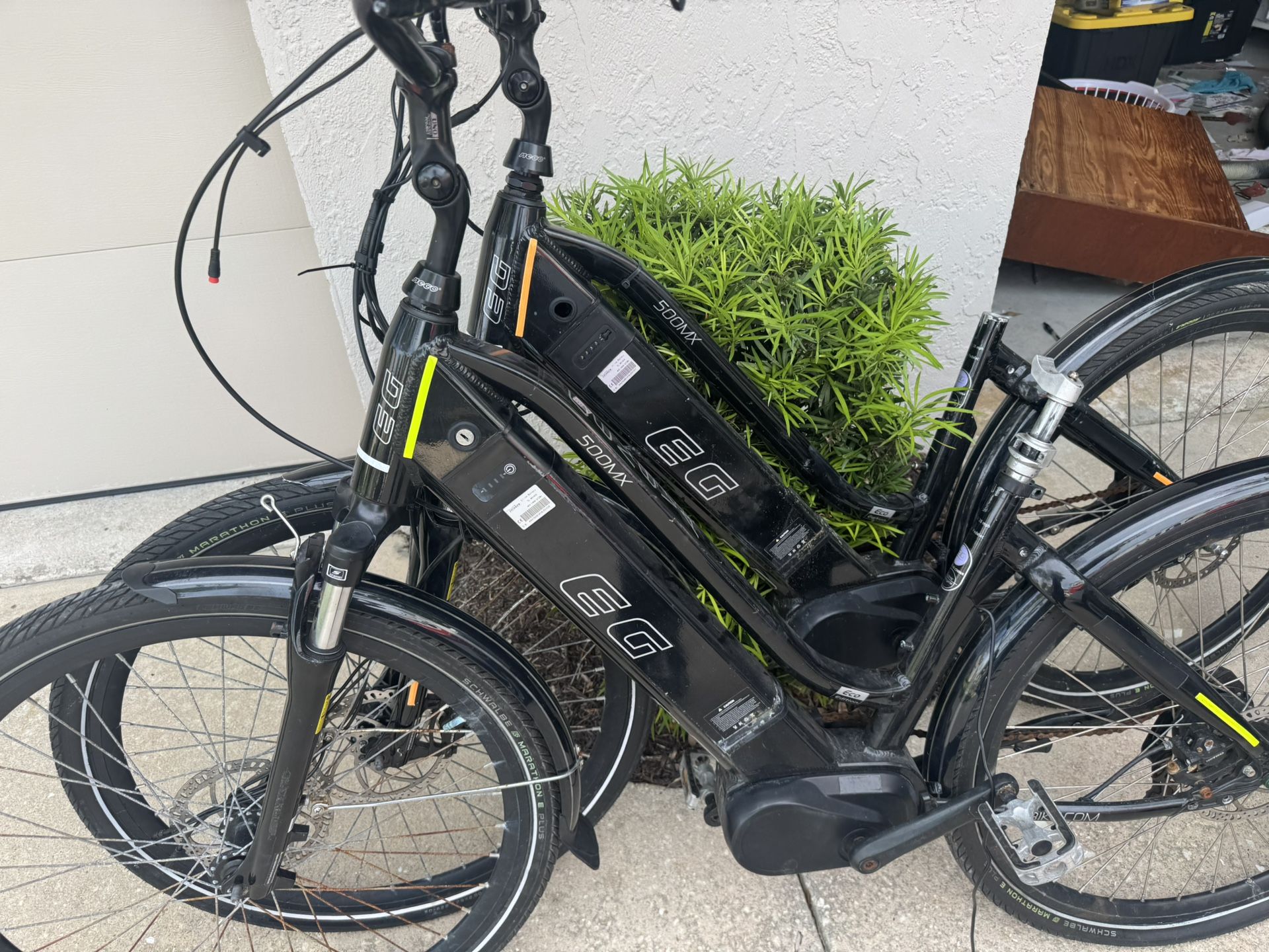 GENEVA MX 500 Electric Bikes