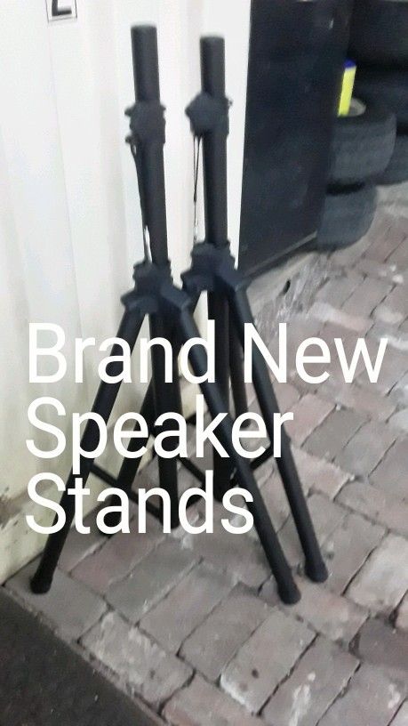 2 Brand New Tripod Speaker Stands 