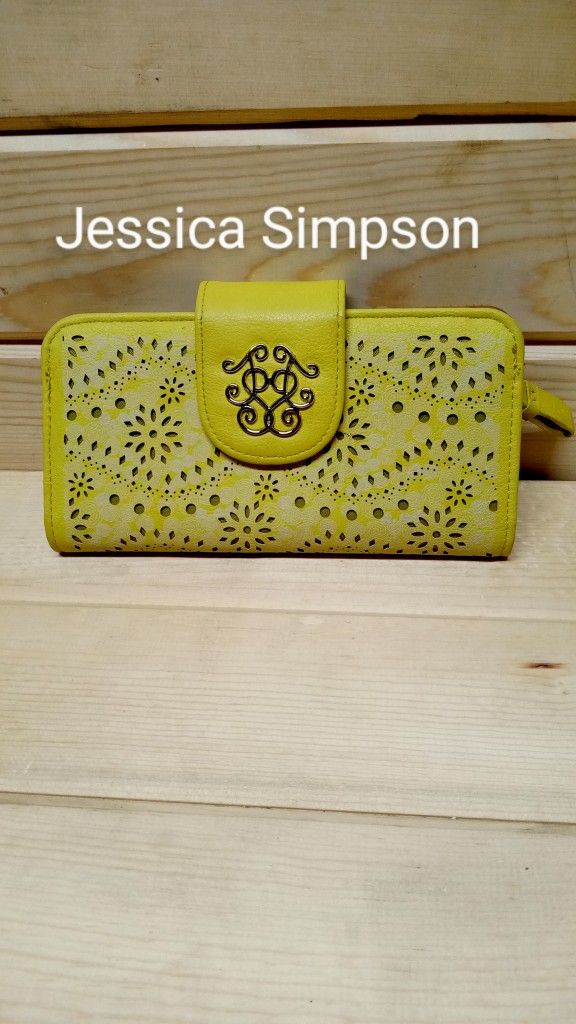 Jessica Simpson women's yellow cutout wallet, NWOT