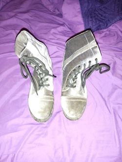 Nice Ladies Boots