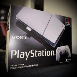 PlayStation 5 30th Anniversary Limited Edition Bundle