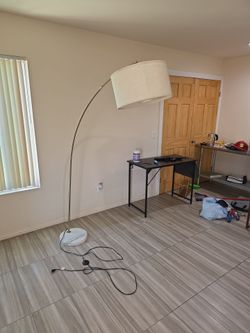 Mordern Arc Floor Lamp - Oversized Drum