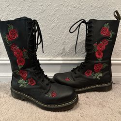 Dr Marten Vonda tall Boot 14 Eye Size 8 Doc Marten 