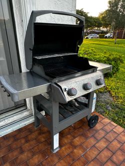 Weber spirit II $150