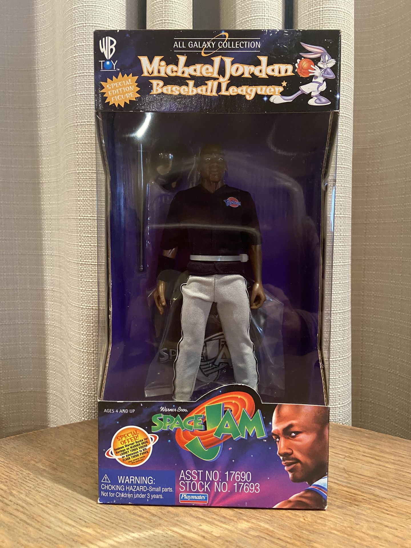  Vintage 1996 Space Jam Michael Jordan Baseball Action Figure