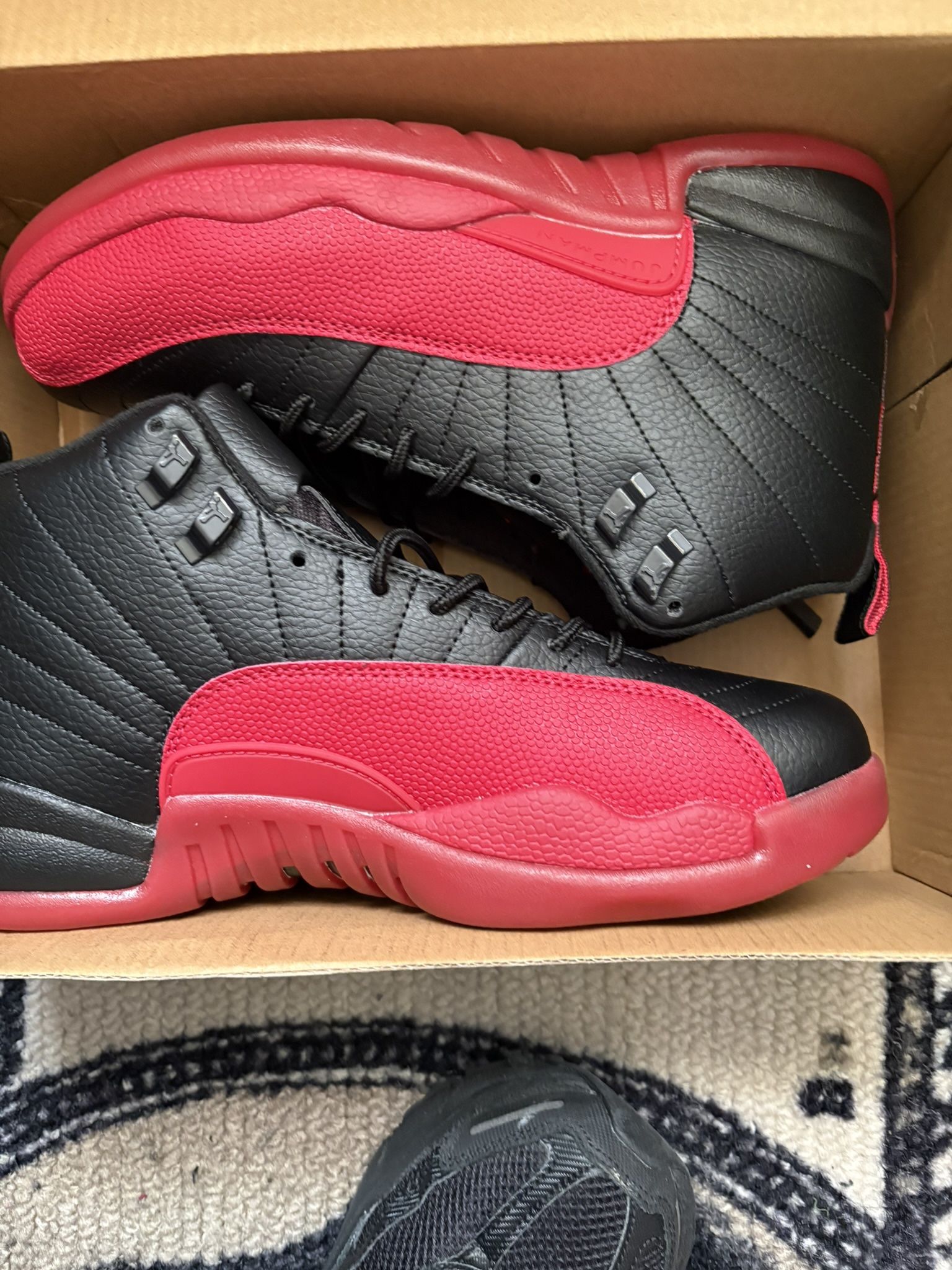 Flu Game 12s Size 9.5