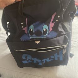 FREE STITCH DIAPER BAG WiTH NEW BORN CLOTHES 