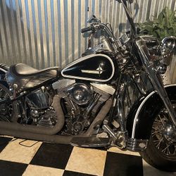 1988 Harley Davidson FLSTC