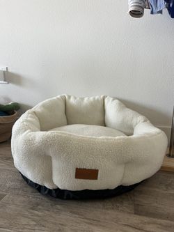 Soft Comfy Dog and Cat Bed