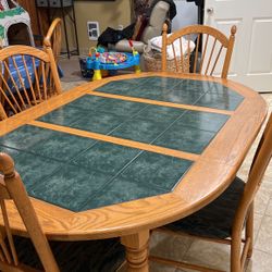 Kitchen Table 6 Chairs 