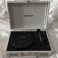 White/Cream Crossley Record/Vinyl Player