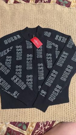 Guess sweatshirt