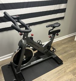 Proform 505 SPX Exercise Bike . 