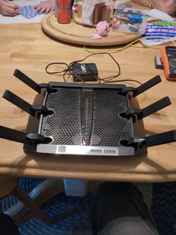 Netgear Nighthawk WiFi Router