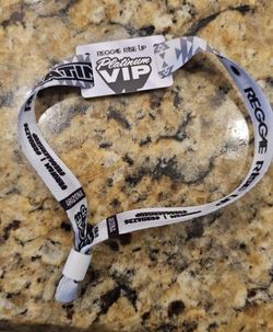 REGGAE RISE UP FESTIVAL PLATINUM VIP