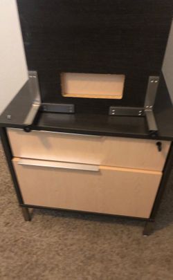 Drawers with locks/ filing cabinets 3 different types