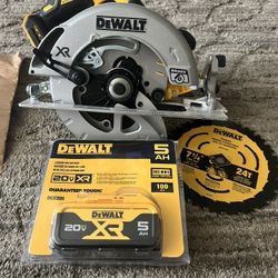 Dewalt XR Skilsaw And  Battery