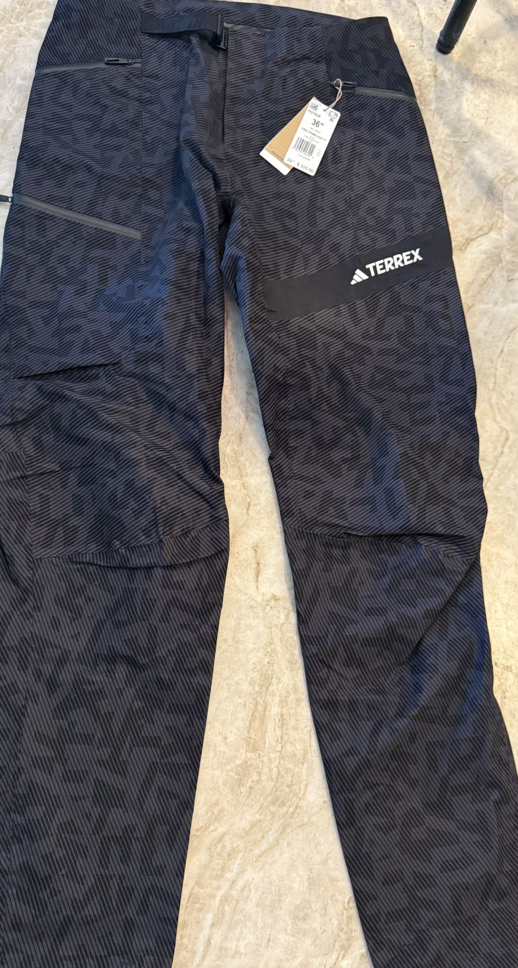 ADIDAS TERREX Rain-Ready Performance Pants – Men’s 36 – New