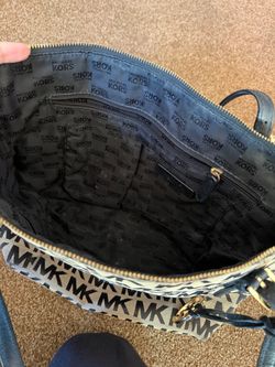Michael Kors purse