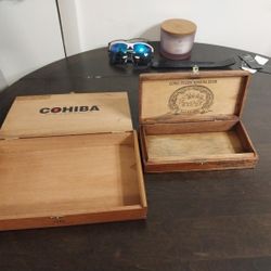 2 Cigar Boxes(Jose Llipos)+(Cohiba 10 Cigars)