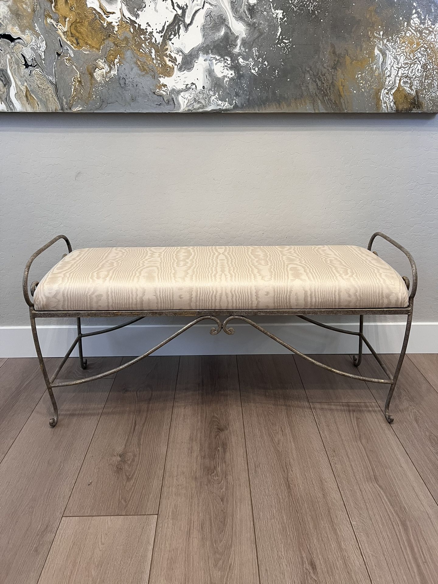 45” French Victorian Bench w/ Gold-Silver Iron Base And Beige Cream Print