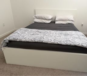 Queen bed and mattress