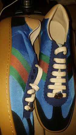 Authentic Gucci low top size 11