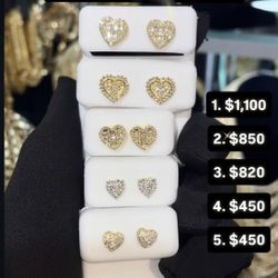 10K  Natural Diamonds Screw-back Studs  