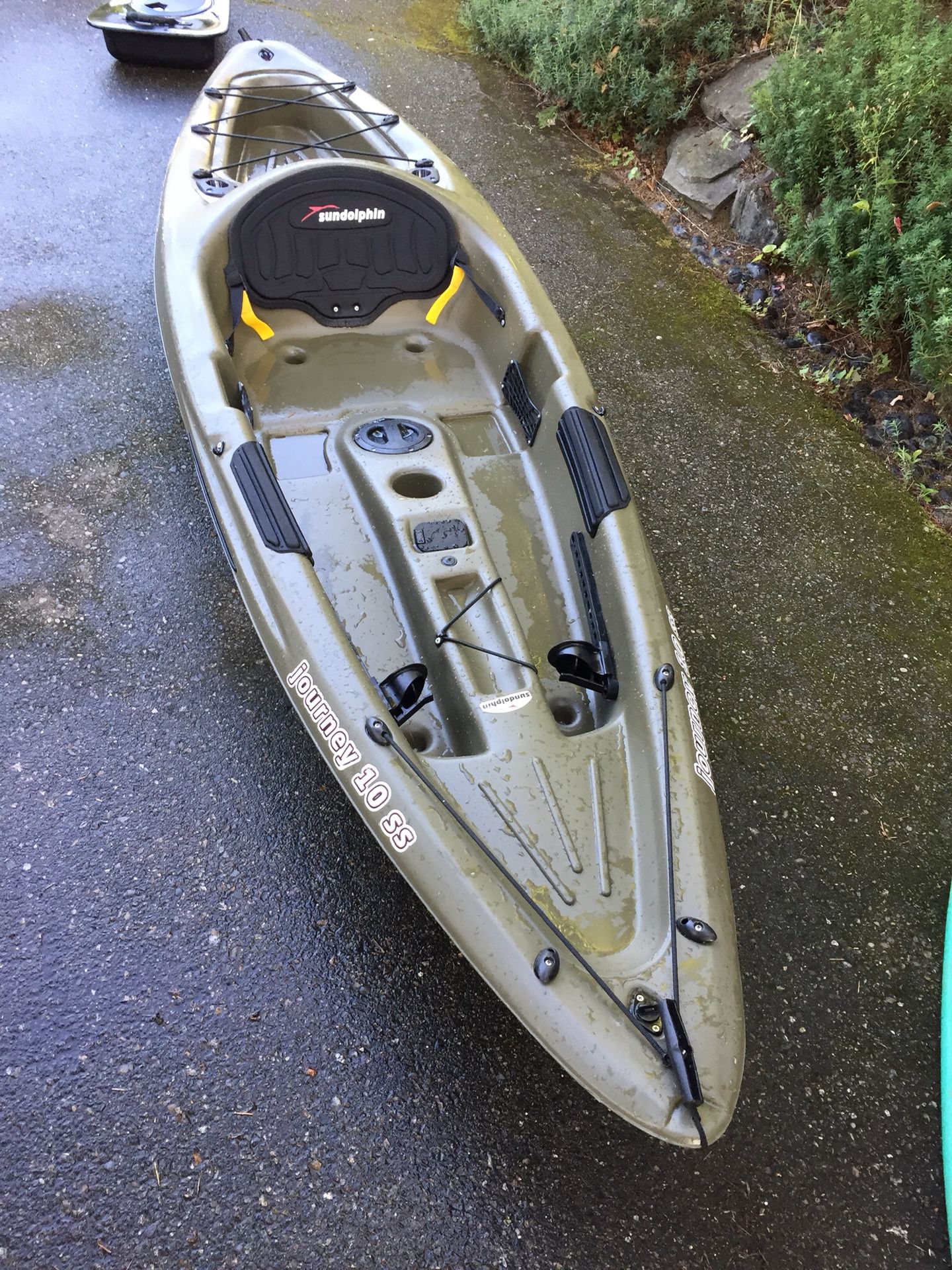 Journey 10 SS Kayak (used once)