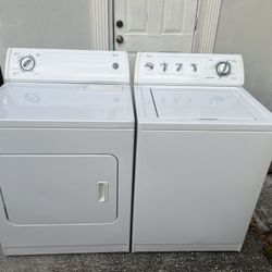 Washer And Dryer Whirlpool Matching Set Like New