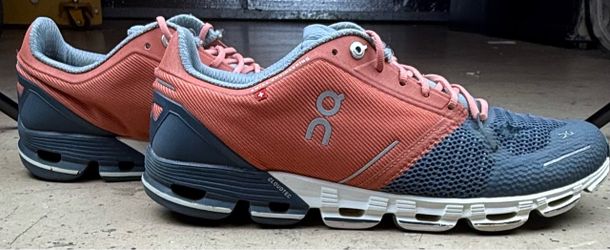 On Cloudtec Men's Size 11