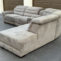 Sectional Couch/Sofa - Recliners - Gray - Delivery Available 🚛