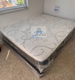Queen mattress pillow top set with box spring (2pc - new) NEW KING-QUEEN-FULL-TWIN SIZE SETS MATTRESS AND BOX SPRING