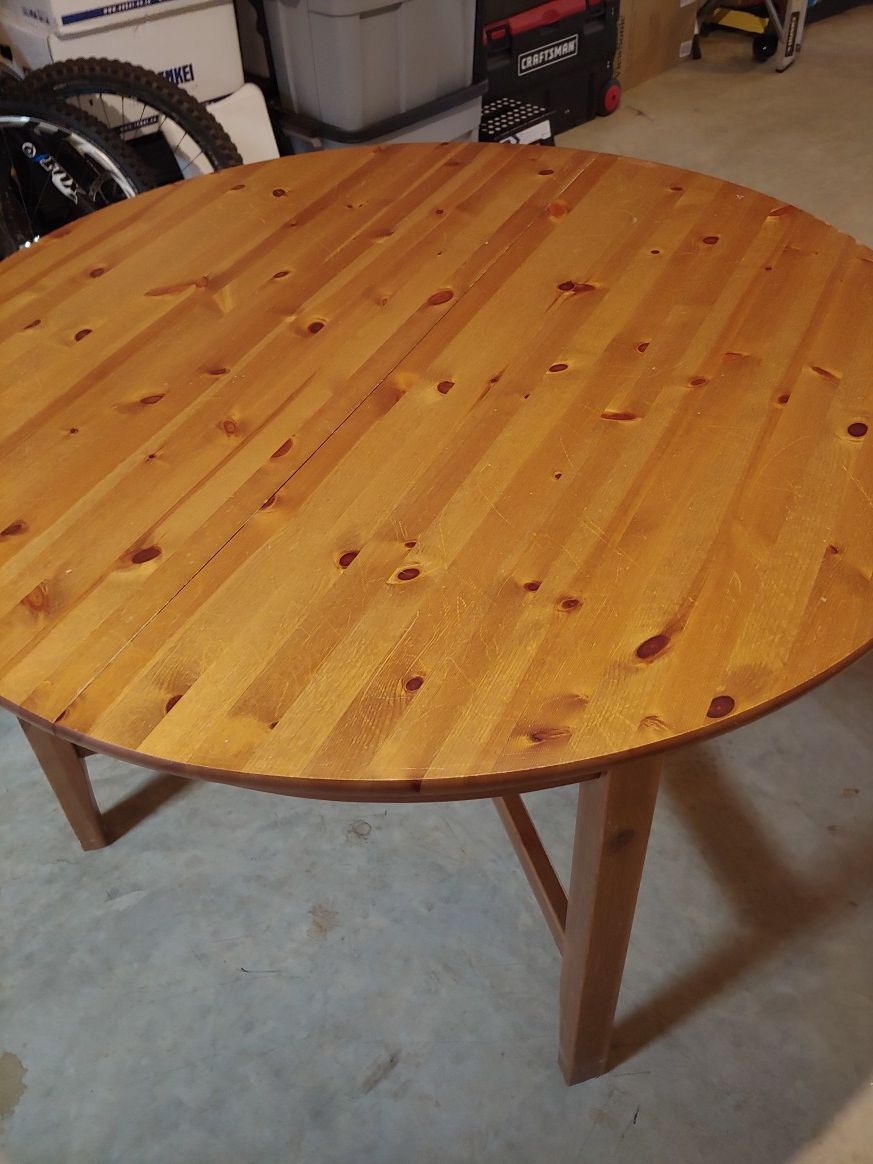 Solid wood kitchen table