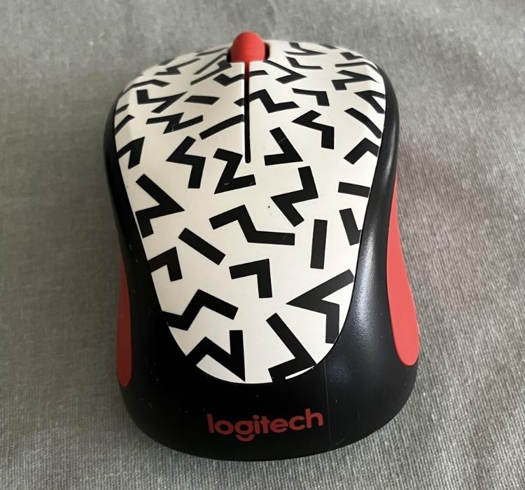 Logitech M317C Wireless Optical Mouse With Usb Dongle Zig-Zag Red PN (contact info removed)39