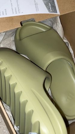 Yeezy Slides Size 5 Men 360 Stock X Verified Only Want 300 Nothing Less Brand Néw Never Worn