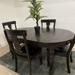 Dining Table Set