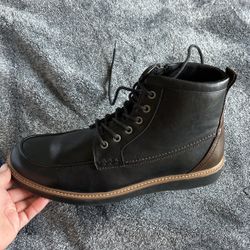  NEW in Box Men’s Black Leather Dress Boots 