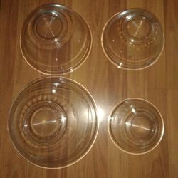 Pyrex Nesting Bowls 