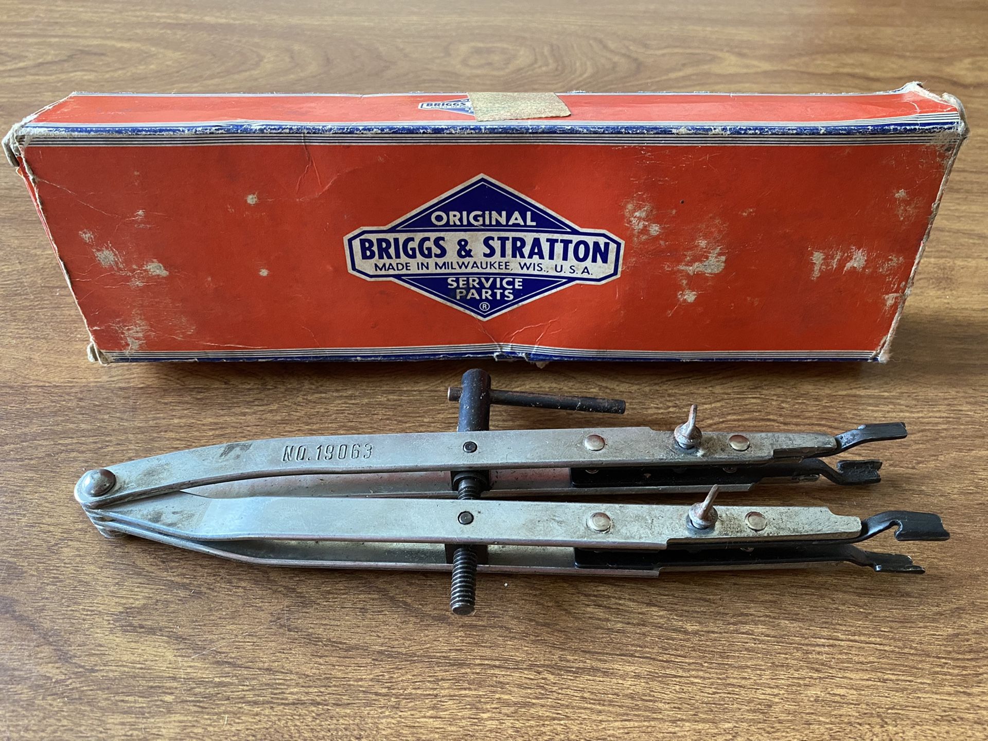Original Briggs & Stratton Value Spring Compressor 19063