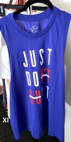 Women’s Nike Shirt