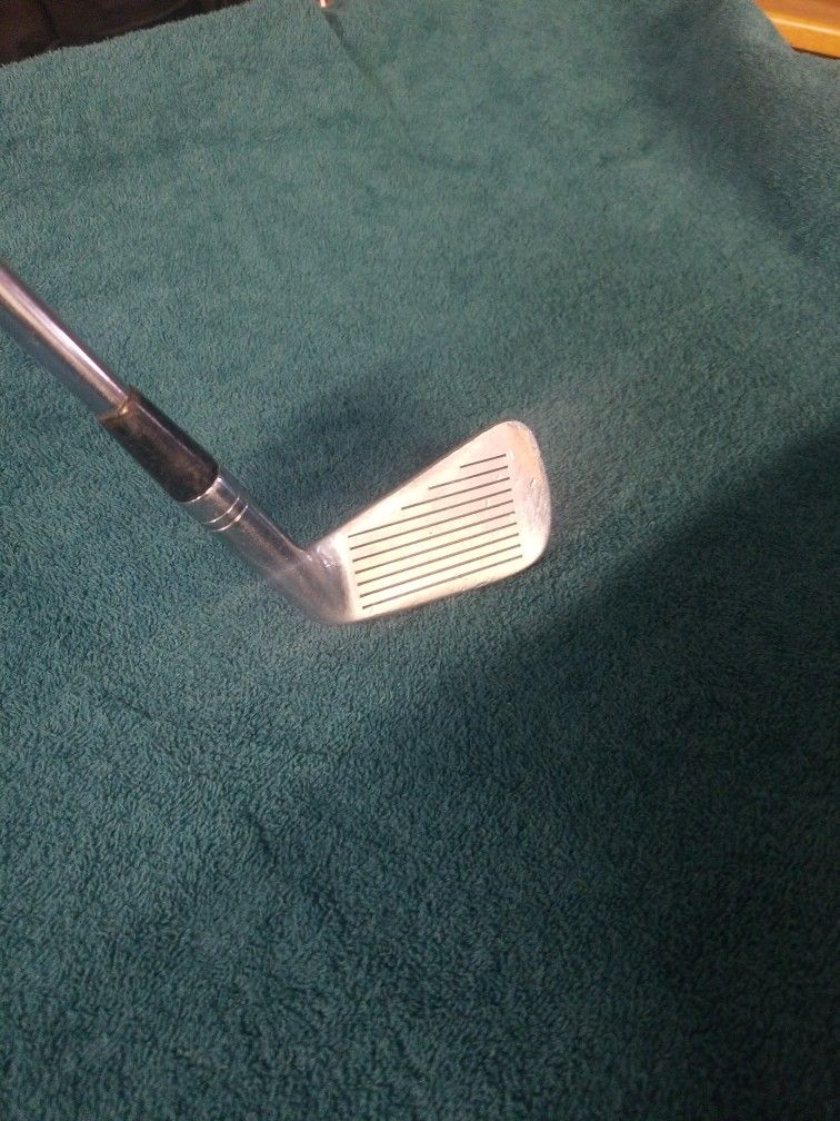 LH Titleist 2 Iron