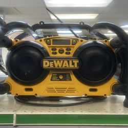 DeWalt radio