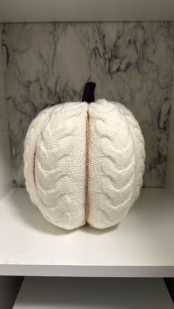 Cream Cable Knit Decorative Pumpkin