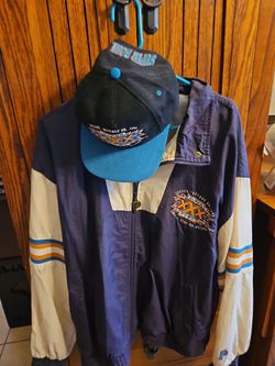 Super Bowl  XXX wind breaker / light jacket  and ball cap