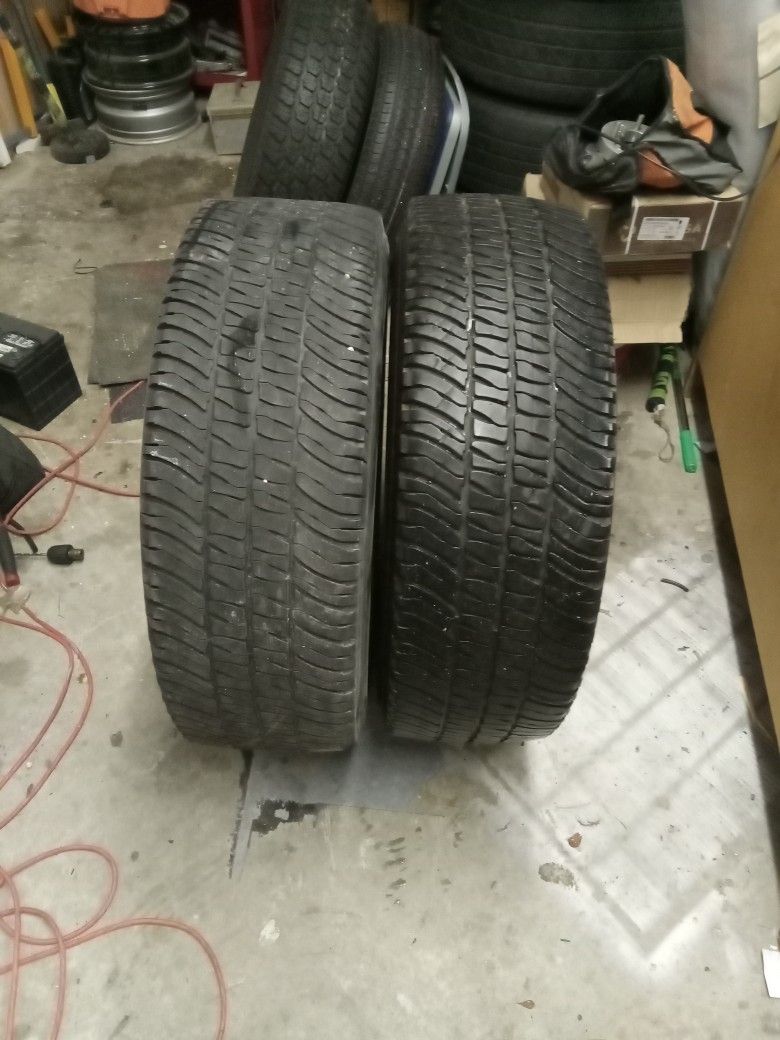 (2) 2 LT275/65/20s MICHELINS (60 PLUS PERCENT TREAD LEFT ON BOTH)