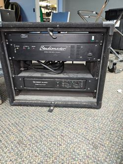 Studiomaster External Power Supply (Type EP5U)  / Crest Audio FA1201 2-Channel Power Amplifier  Bundle