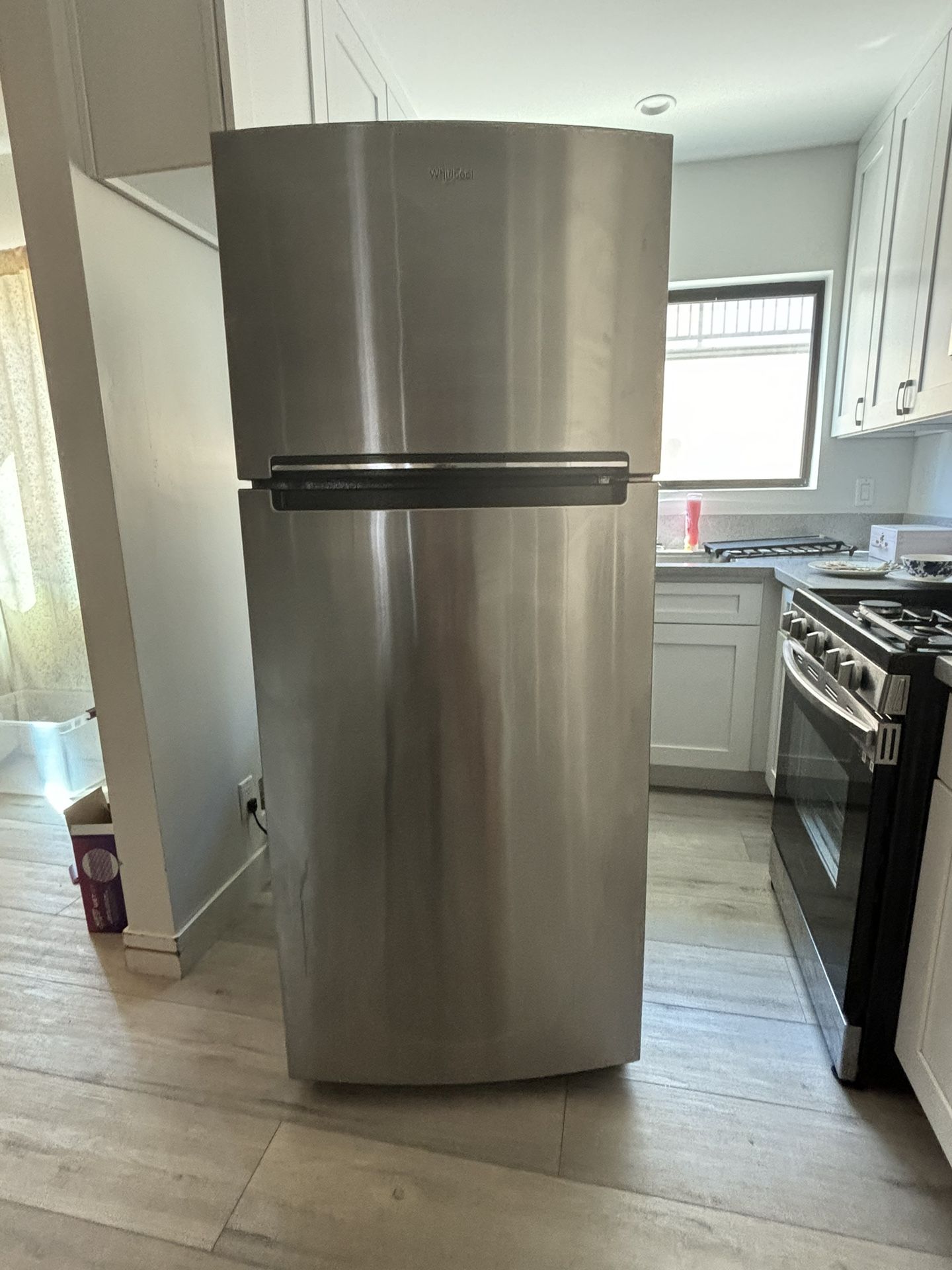 Whirlpool Refrigerator Stainless Steel 17.6 Cu Ft *PICK UP SUNDAY 8/25