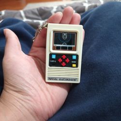 Retro Antique Keychain Game
